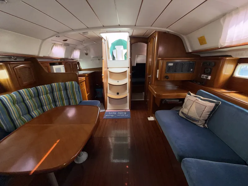 Slide: The Image of Beneteau 411 1998 - 6133865