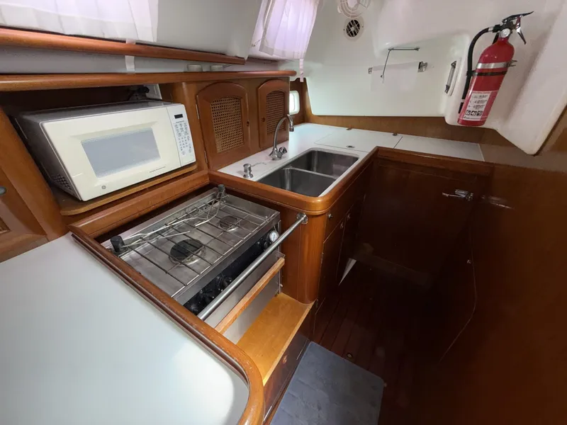 Slide: The Image of Beneteau 411 1998 - 6133859