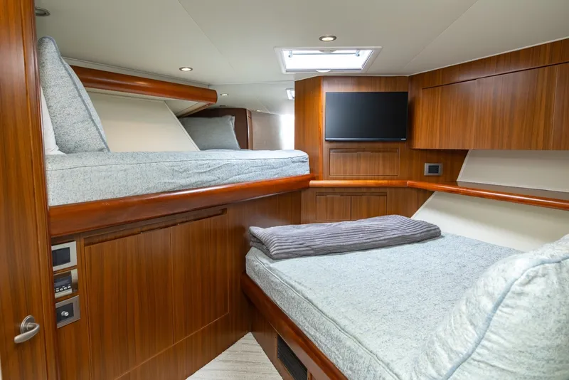 Slide: The Image of Viking 60 DEBS JEM - VIP Stateroom 2008 Viking 60 Convertible DEBS JEM - 6135951