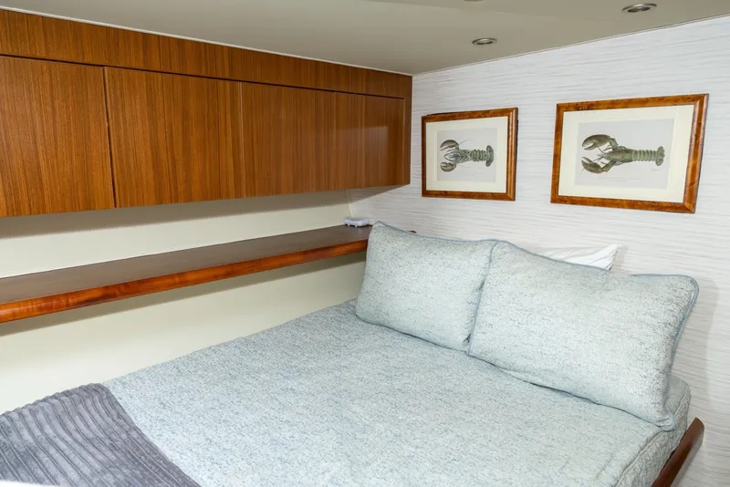 Slide: The Image of Viking 60 DEBS JEM - VIP Stateroom 2008 Viking 60 Convertible DEBS JEM - 6135952