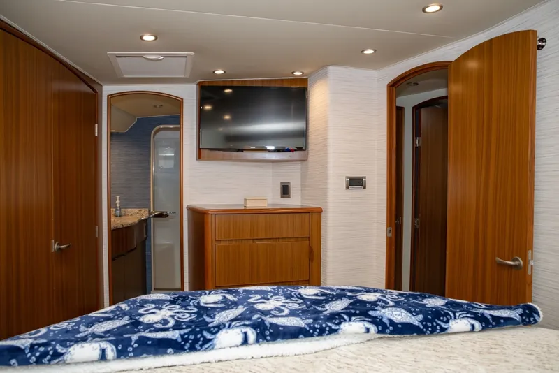 Slide: The Image of Viking 60 DEBS JEM - Master Stateroom 2008 Viking 60 Convertible DEBS JEM - 6135957