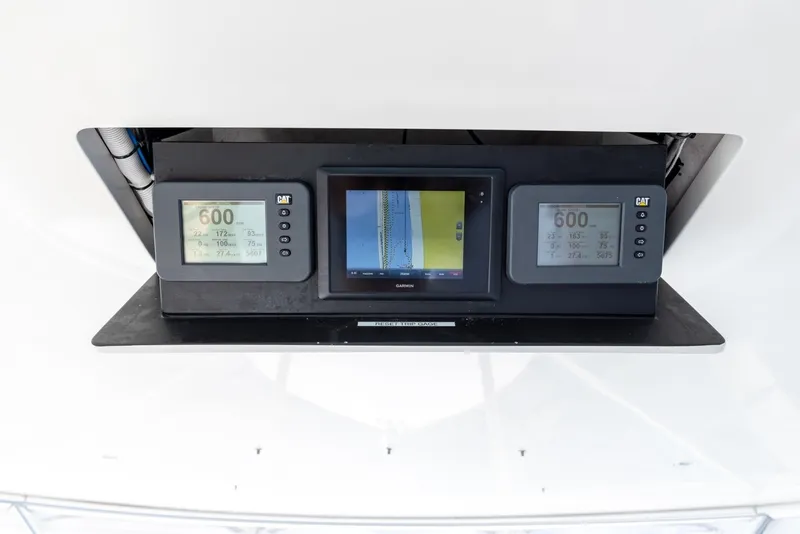Slide: The Image of Viking 60 DEBS JEM - Helm Electronics 2008 Viking 60 Convertible DEBS JEM - 6135971