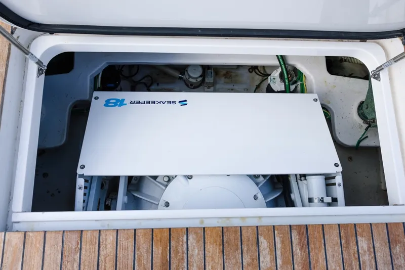 Slide: The Image of Viking 60 DEBS JEM - Seakeeper 2008 Viking 60 Convertible DEBS JEM - 6136083