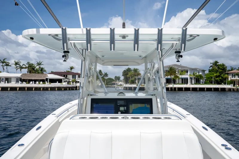 Slide: The Image of Invincible 39 Open Fisherman 2017 - 6134059
