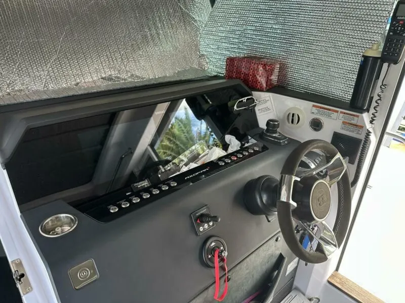 Slide: The Image of Axopar 37 XC Cross Cabin Brabus 2021 - 6134100