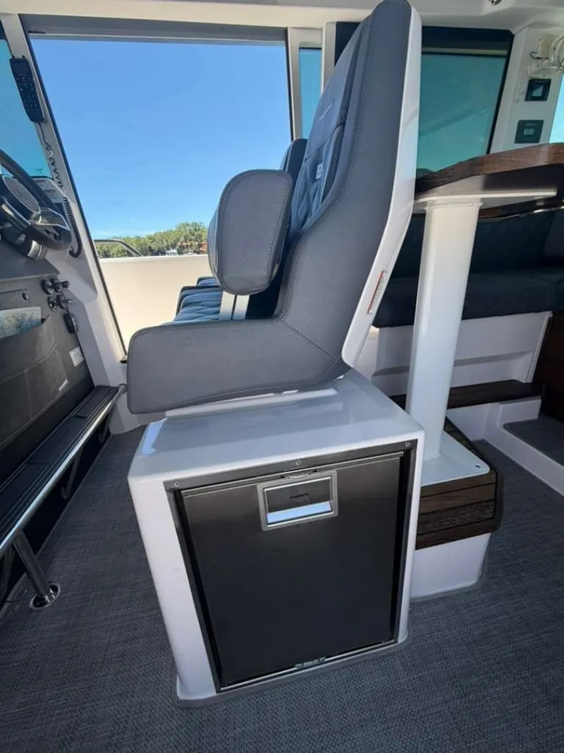 Slide: The Image of Axopar 37 XC Cross Cabin Brabus 2021 - 6380277