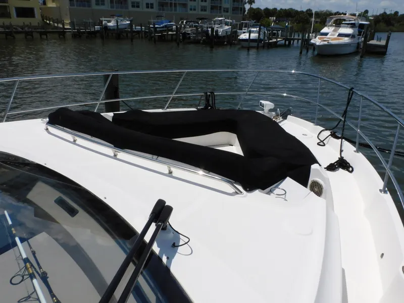 Slide: The Image of Sea Ray 550L 2019 - 6135457