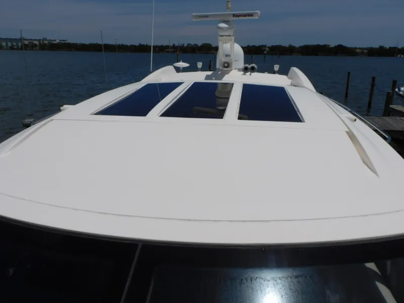 Slide: The Image of Sea Ray 550L 2019 - 6135453
