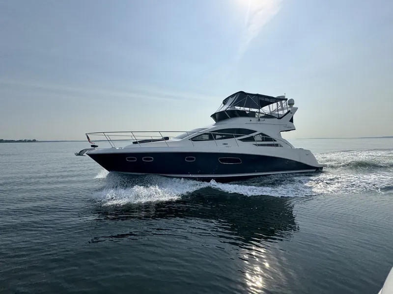 The Image of Sea Ray 450 Sedan Bridge 2012 - 6551104