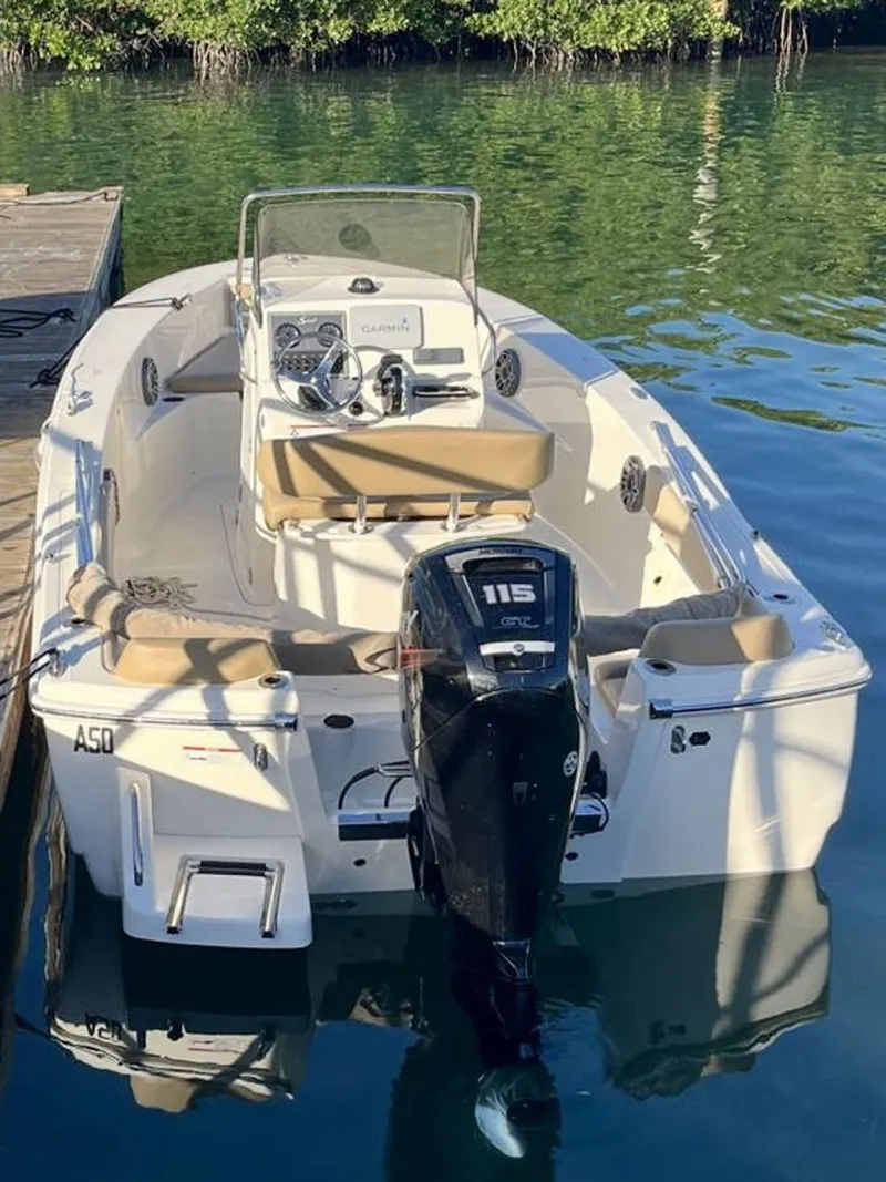 Slide: The Image of Scout 195 Sportfish 2019 - 6136005