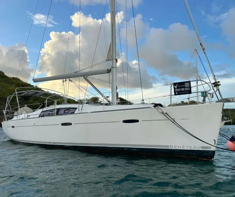 The Image of Beneteau Oceanis 40 2011 - 6136049