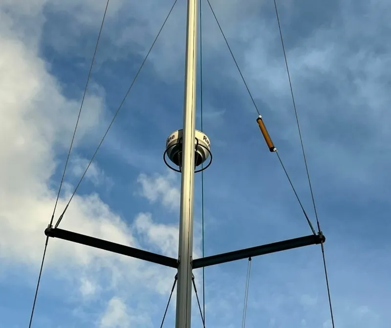 Slide: The Image of Beneteau Oceanis 40 2011 - 6136078