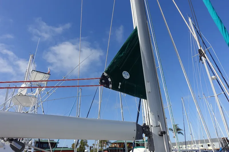Slide: The Image of In Mast Furling Mainsail - 6299901