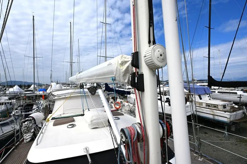 Slide: The Image of Waterline Yachts Inc 50 2006 - 6136136