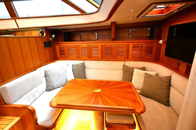 Slide: The Image of Waterline Yachts Inc 50 2006 - 6136169