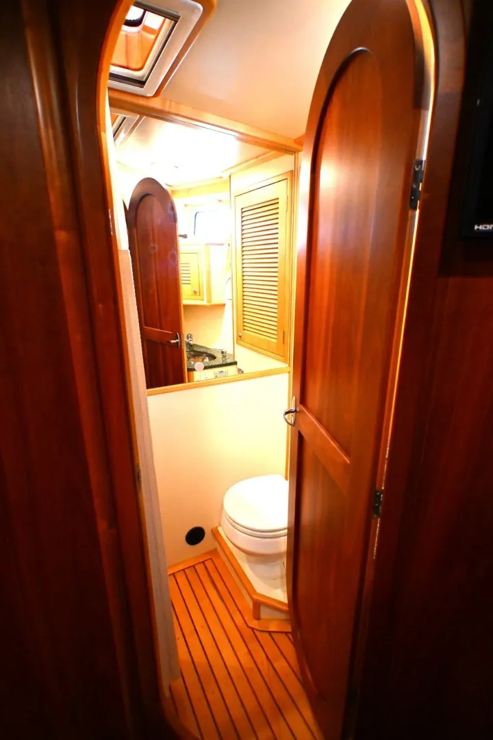 Slide: The Image of Waterline Yachts Inc 50 2006 - 6136176