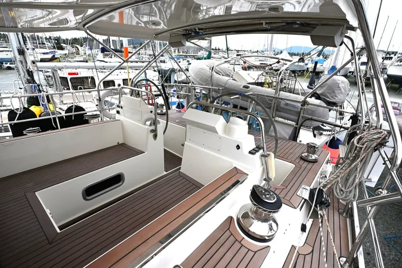 Slide: The Image of Waterline Yachts Inc 50 2006 - 6136120