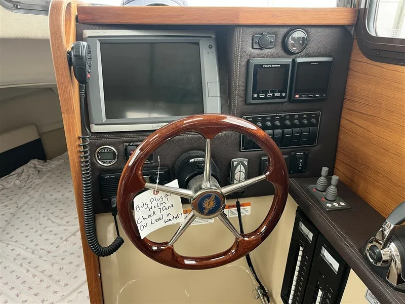 Slide: The Image of Ranger Tug R-27 2015 - 6141646