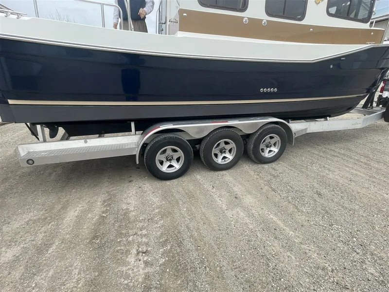 Slide: The Image of Ranger Tug R-27 2015 - 6141638