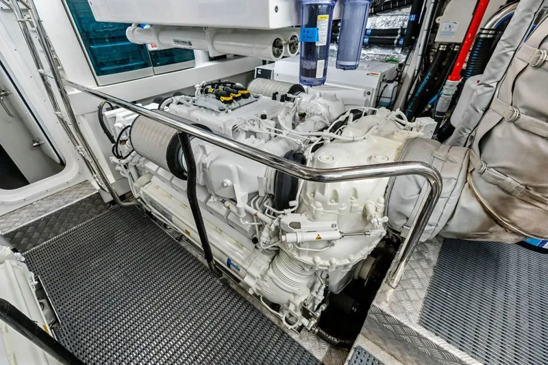 Slide: The Image of Sunseeker 88 Yacht 2026 - 6141663