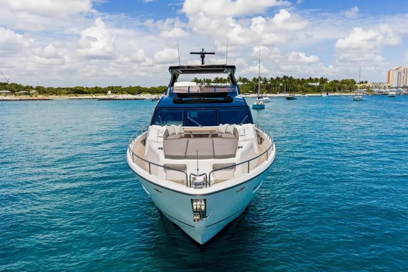 Slide: The Image of Sunseeker 88 Yacht 2026 - 6141529