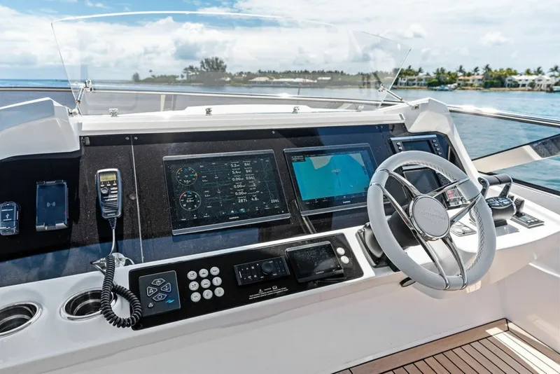Slide: The Image of Sunseeker 88 Yacht 2026 - 6141555