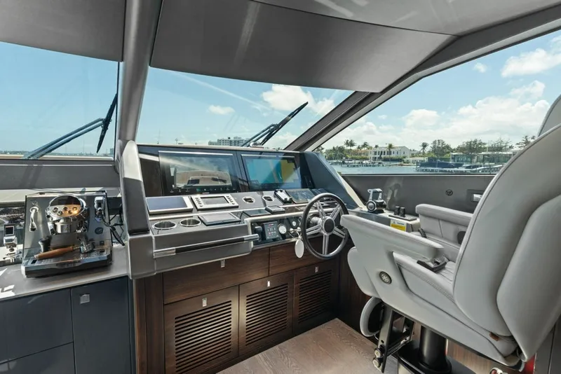 Slide: The Image of Sunseeker 88 Yacht 2026 - 6141574