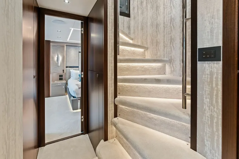 Slide: The Image of Sunseeker 88 Yacht 2026 - 6141602