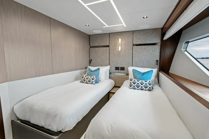 Slide: The Image of Sunseeker 88 Yacht 2026 - 6141601