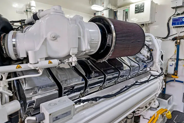 Slide: The Image of Viking 80 Convertible 2019 - 51