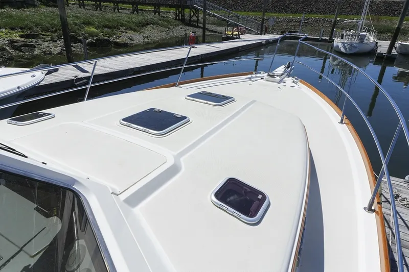 Slide: The Image of Sabre 38 Hard Top Express 2006 - 6142125