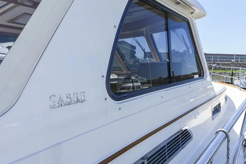Slide: The Image of Sabre 38 Hard Top Express 2006 - 6142120