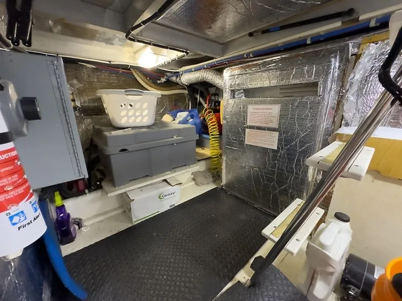 Slide: The Image of 0005718208 - 6142259