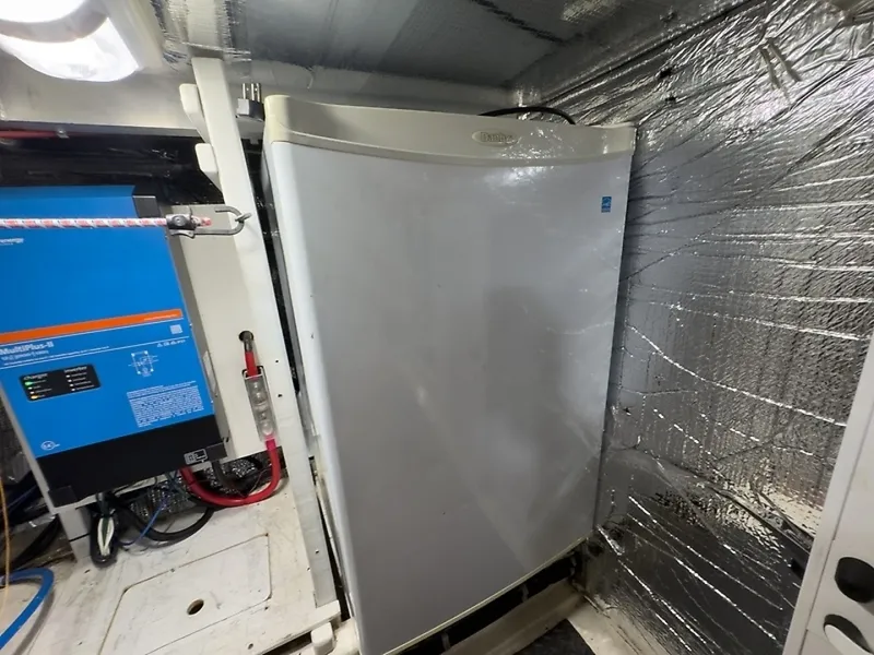 Slide: The Image of 0005718216 - 6142260