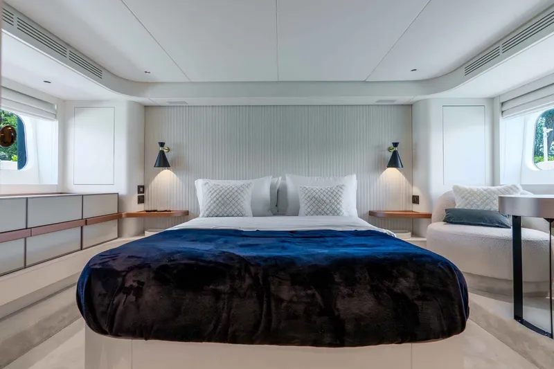 Slide: The Image of Azimut Magellano 66 2023 - 6142597