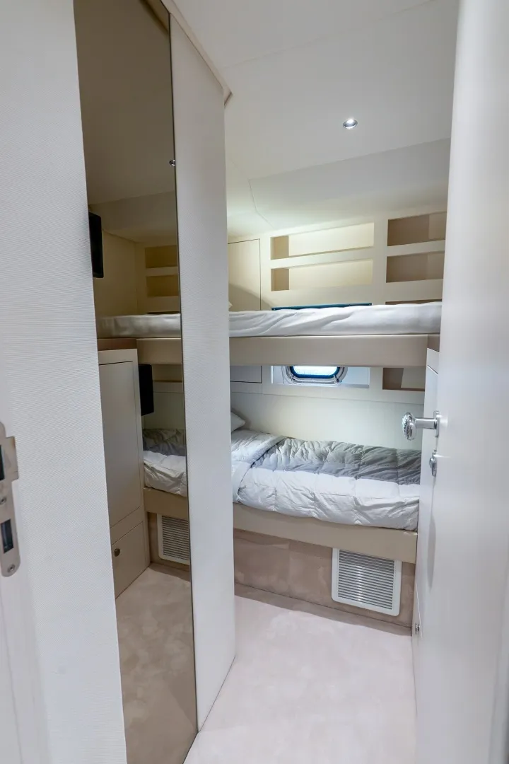 Slide: The Image of Azimut Magellano 66 2023 - 6142594