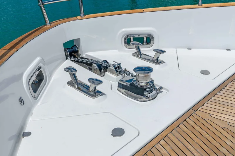 Slide: The Image of Azimut Magellano 66 2023 - 6142613