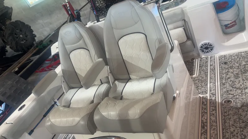 Slide: The Image of Sea Fox 288 Commander 2022 - 6142414