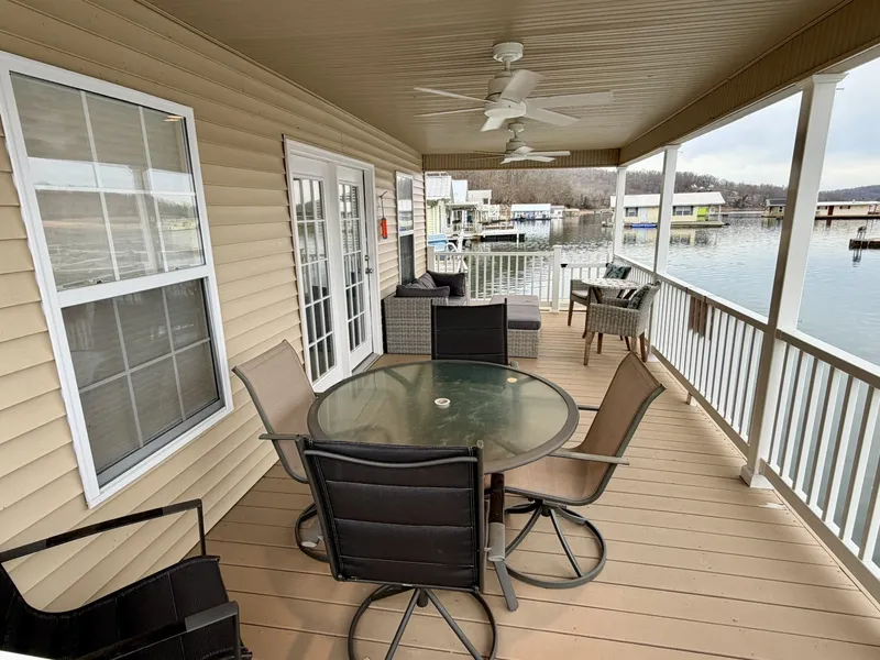 Slide: The Image of Custom 23 x 31 Floating Cabin - Approx 729sqft 2002 - 6142734
