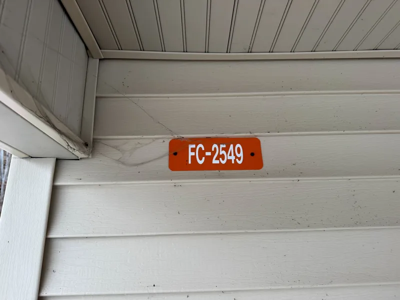 Slide: The Image of Custom 23 x 31 Floating Cabin - Approx 729sqft 2002 - 6142763