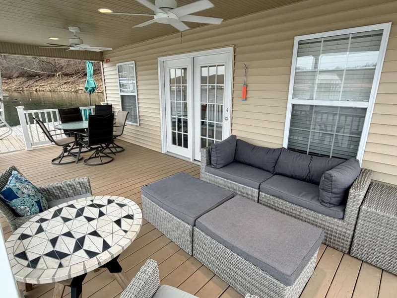 Slide: The Image of Custom 23 x 31 Floating Cabin - Approx 729sqft 2002 - 6142612