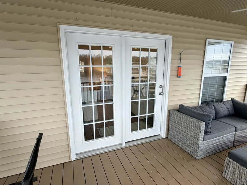 Slide: The Image of Custom 23 x 31 Floating Cabin - Approx 729sqft 2002 - 6142616