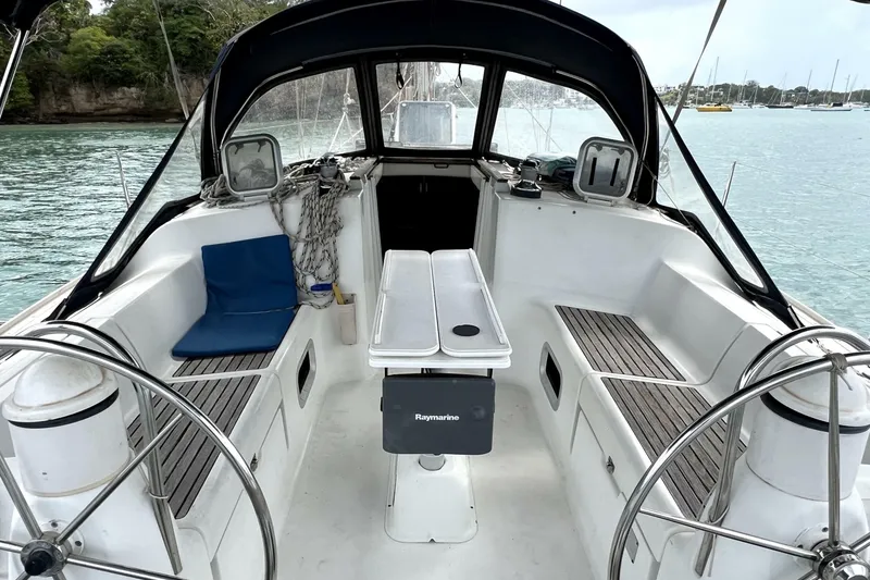 Slide: The Image of Jeanneau Sun Odyssey 40 2002 - 6142807