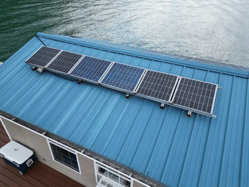 Slide: The Image of Custom 13 x 29 Floating Cabin Approx 377sqft 2008 - 6145678
