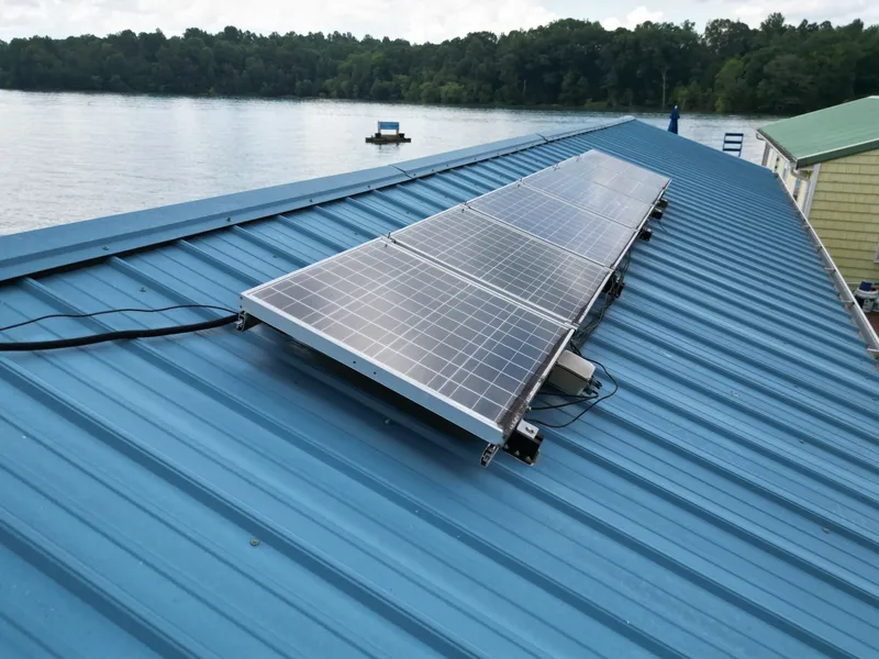 Slide: The Image of Custom 13 x 29 Floating Cabin Approx 377sqft 2008 - 6145680