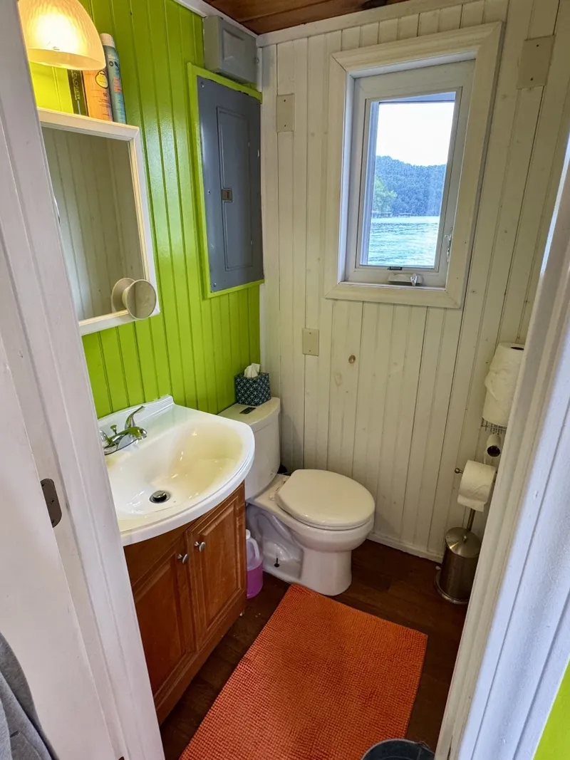 Slide: The Image of Custom 13 x 29 Floating Cabin Approx 377sqft 2008 - 6145707