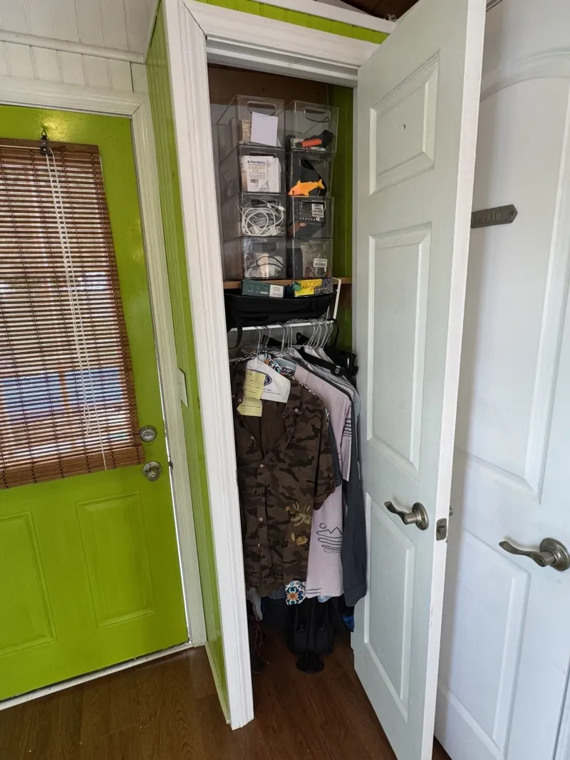 Slide: The Image of Custom 13 x 29 Floating Cabin Approx 377sqft 2008 - 6145711