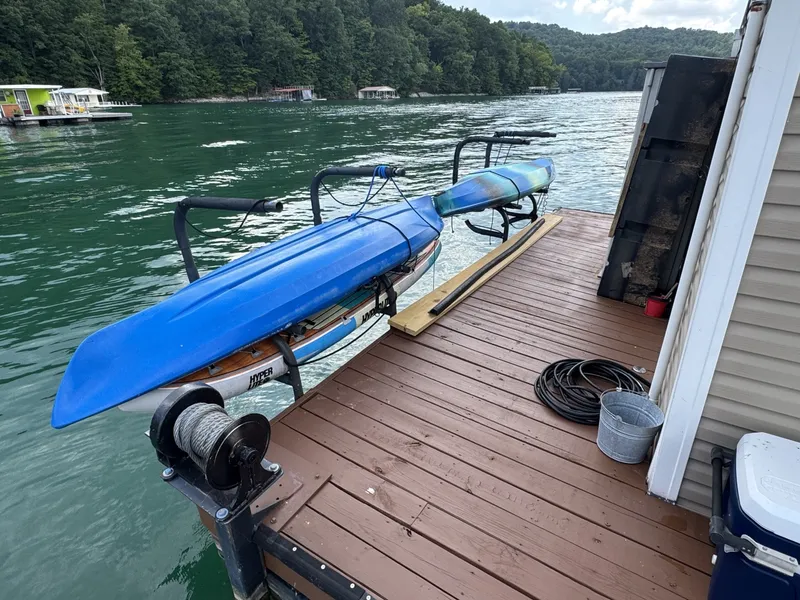 Slide: The Image of Custom 13 x 29 Floating Cabin Approx 377sqft 2008 - 6145714