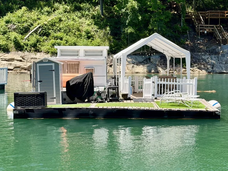 Slide: The Image of Custom 9 x 27 Floating Cabin - 1969 Drift-R-Cruz - 238sqft 1969 - 6146071