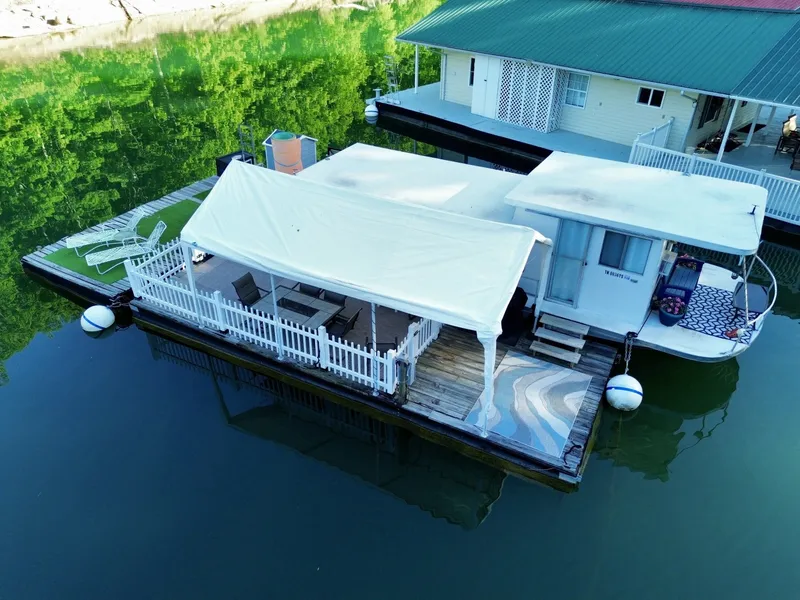 Slide: The Image of Custom 9 x 27 Floating Cabin - 1969 Drift-R-Cruz - 238sqft 1969 - 6146196